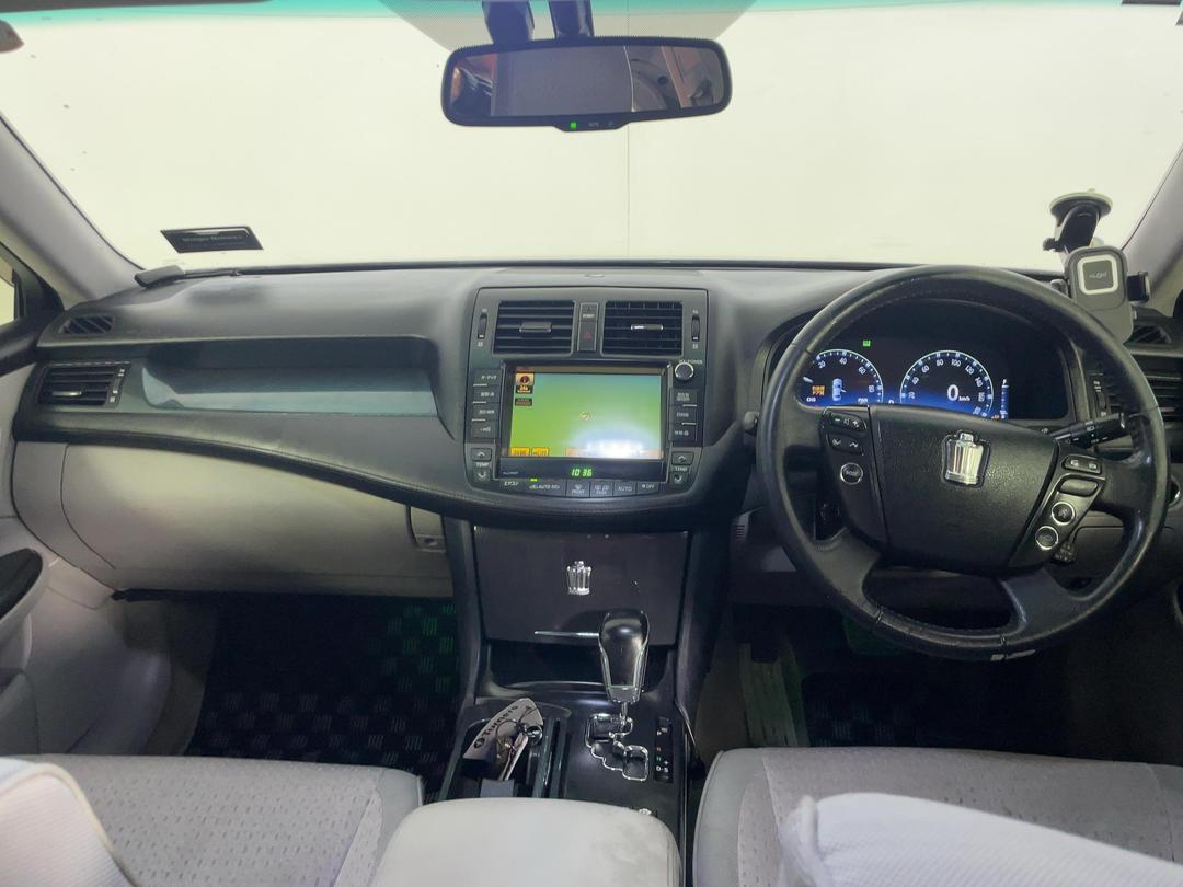 Photo '17' of Toyota Crown