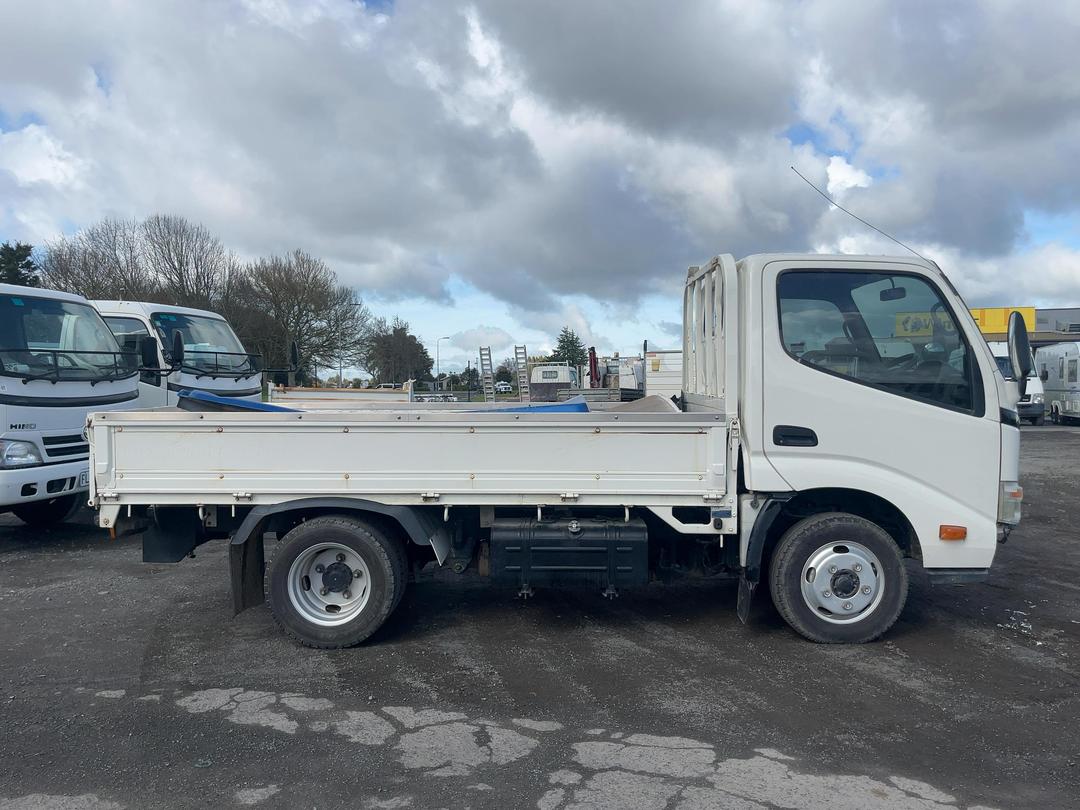 Photo '3' of Toyota Dyna BDG-XZU308 Flat Deck