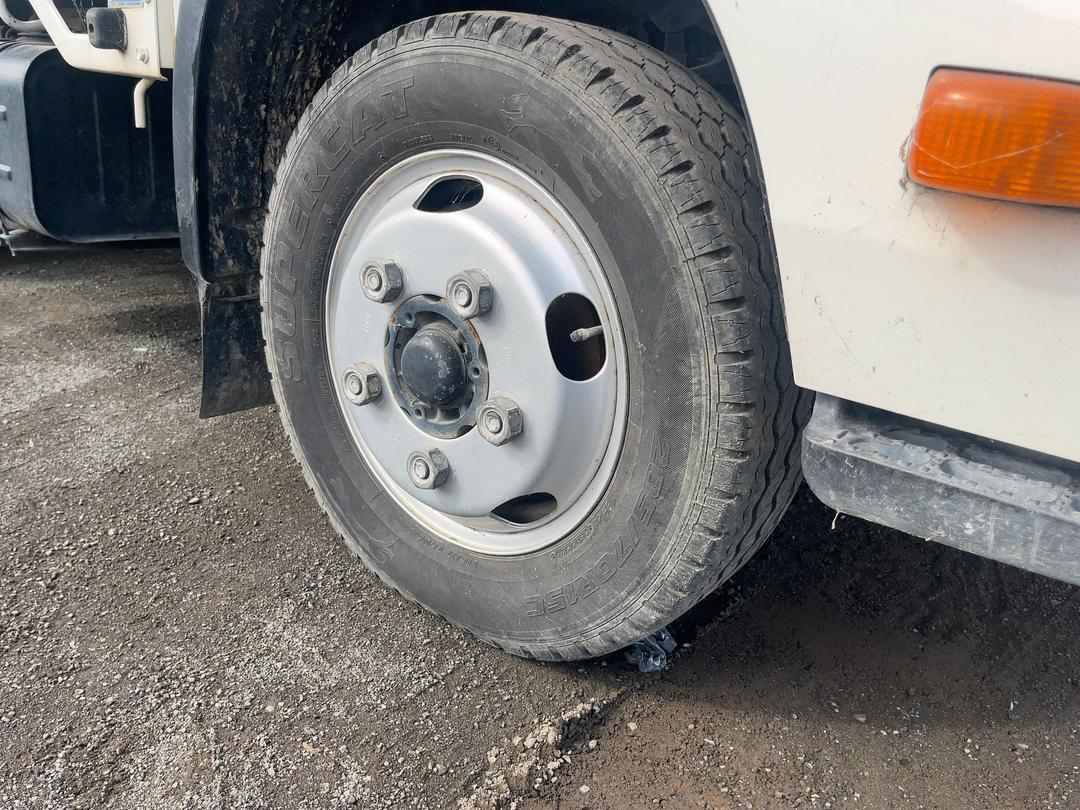 Photo '17' of Toyota Dyna BDG-XZU308 Flat Deck