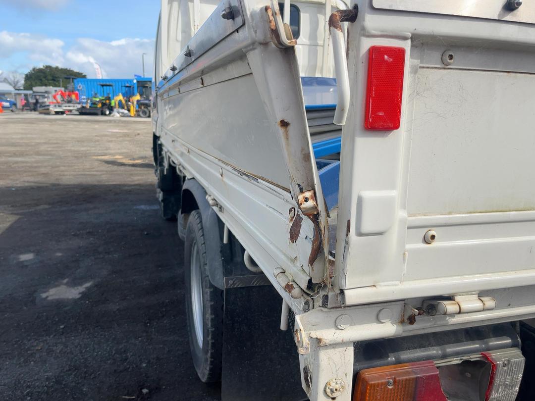 Photo '26' of Toyota Dyna BDG-XZU308 Flat Deck