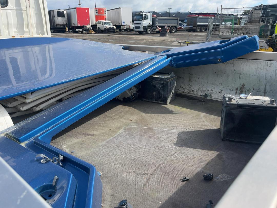 Photo '27' of Toyota Dyna BDG-XZU308 Flat Deck