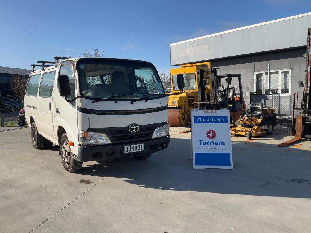 Photo '1' of Toyota Dyna XZU508 Van