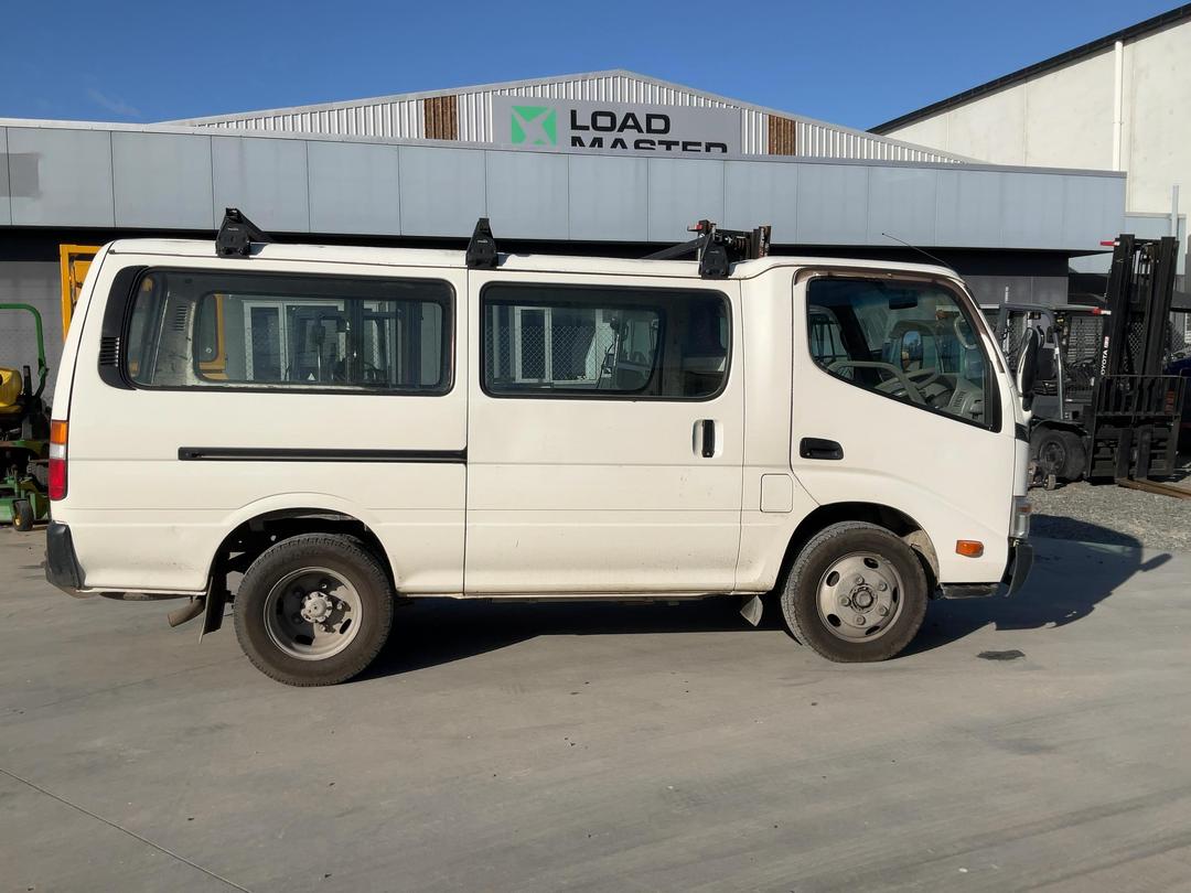 Photo '4' of Toyota Dyna XZU508 Van