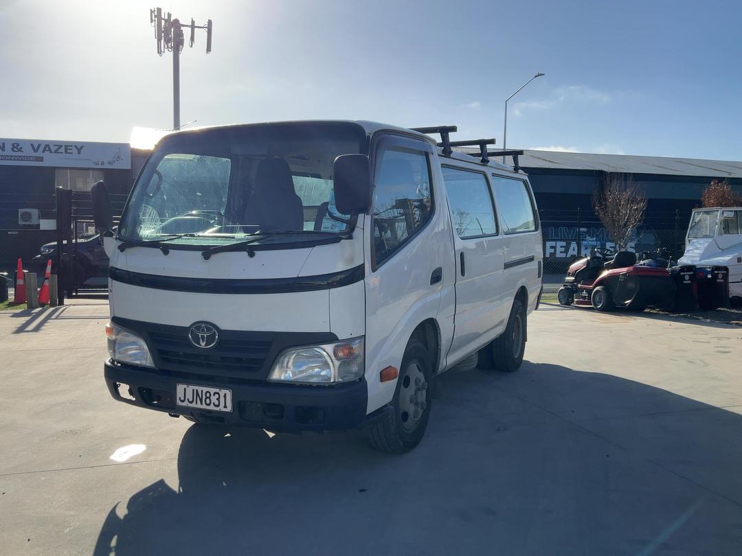 Photo '10' of Toyota Dyna XZU508 Van