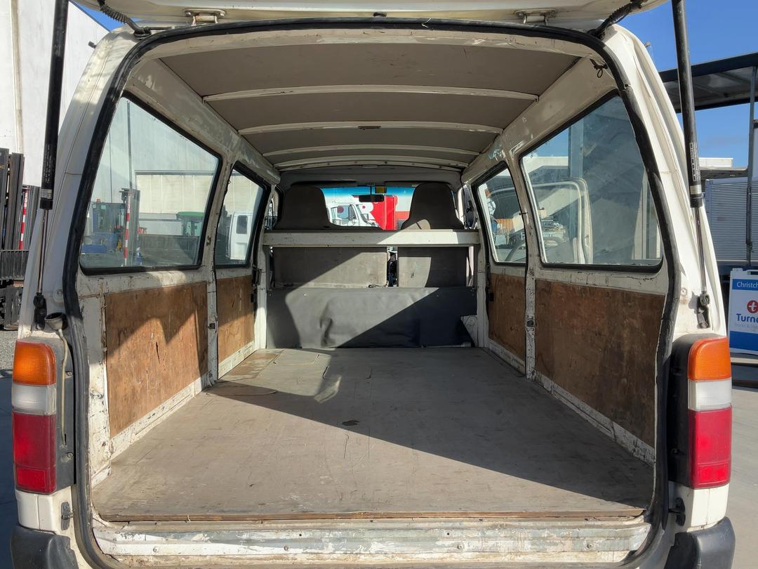 Photo '7' of Toyota Dyna XZU508 Van