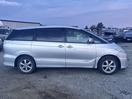 Thumbnail '8' of Toyota Estima