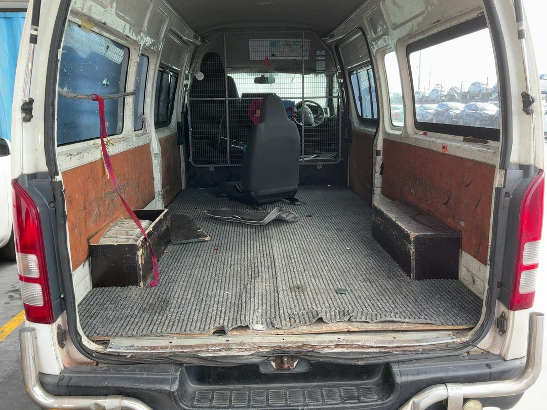 Photo '13' of Toyota Hiace ZX TD Photo '13' of Toyota Hiace ZX TD