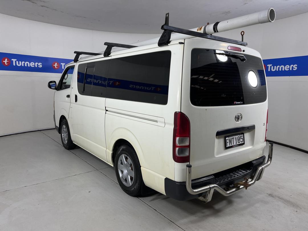 Photo '5' of Toyota Hiace