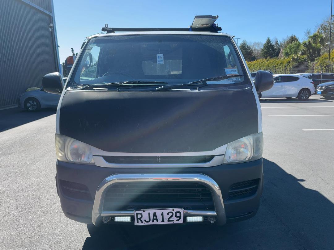 Photo '2' of Toyota Hiace T ZL Photo '2' of Toyota Hiace T ZL