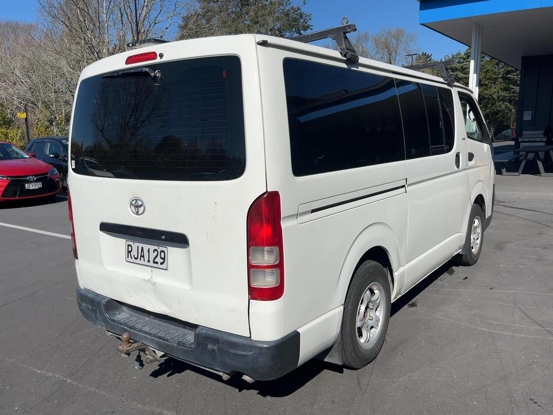 Photo '6' of Toyota Hiace T ZL Photo '6' of Toyota Hiace T ZL