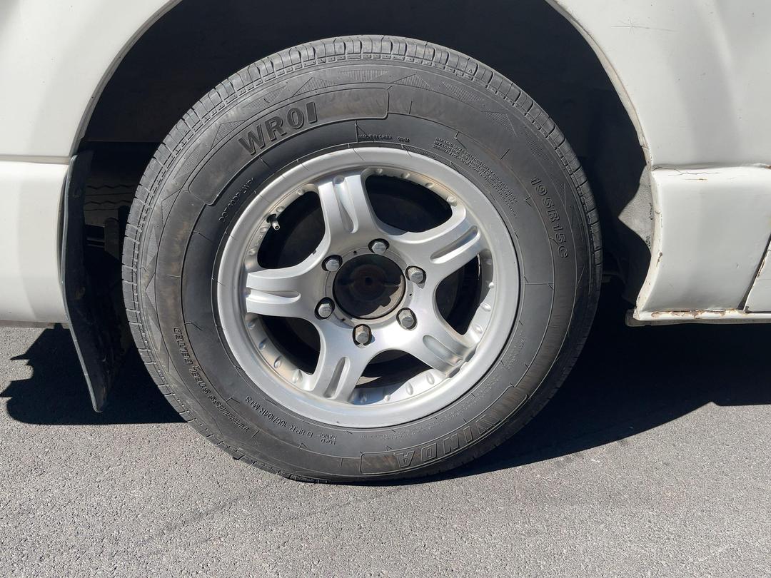 Photo '10' of Toyota Hiace T ZL Photo '10' of Toyota Hiace T ZL