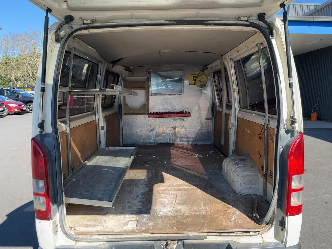 Photo '12' of Toyota Hiace T ZL Photo '12' of Toyota Hiace T ZL