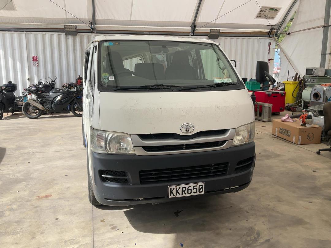 Photo '2' of Toyota Hiace Regius ACE Photo '2' of Toyota Hiace Regius ACE
