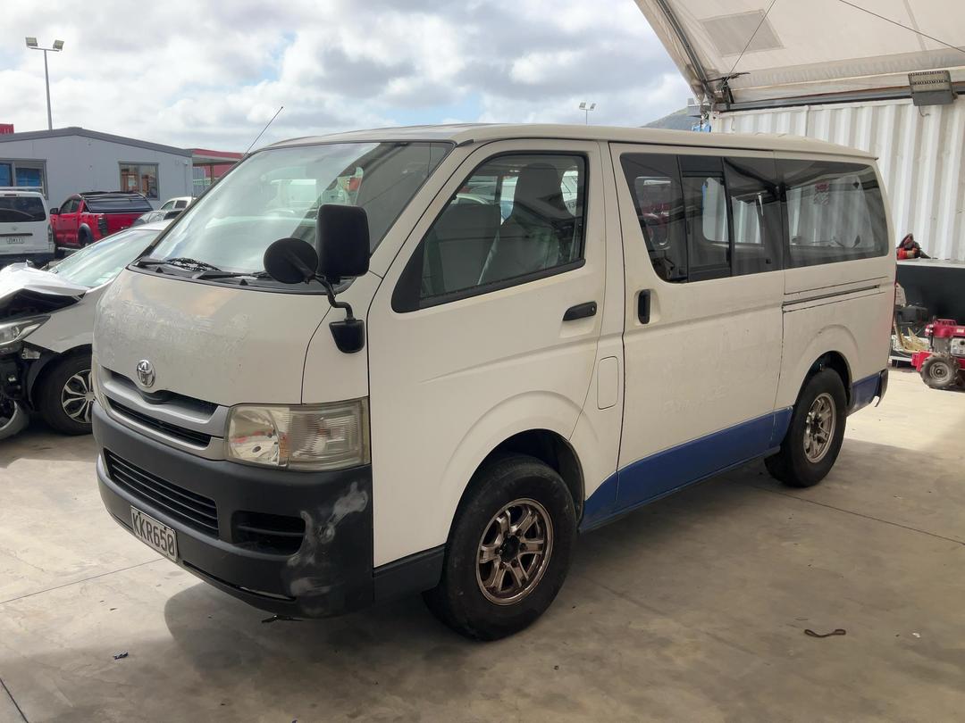 Photo '3' of Toyota Hiace Regius ACE Photo '3' of Toyota Hiace Regius ACE