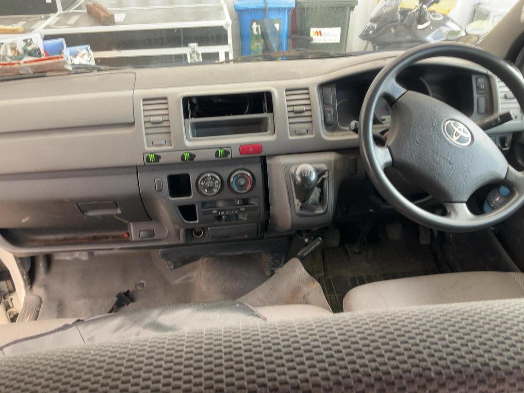 Photo '21' of Toyota Hiace Regius ACE Photo '21' of Toyota Hiace Regius ACE