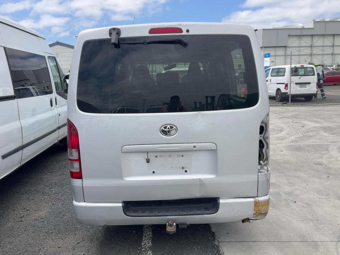 Photo '5' of Toyota Hiace Regius  ACE