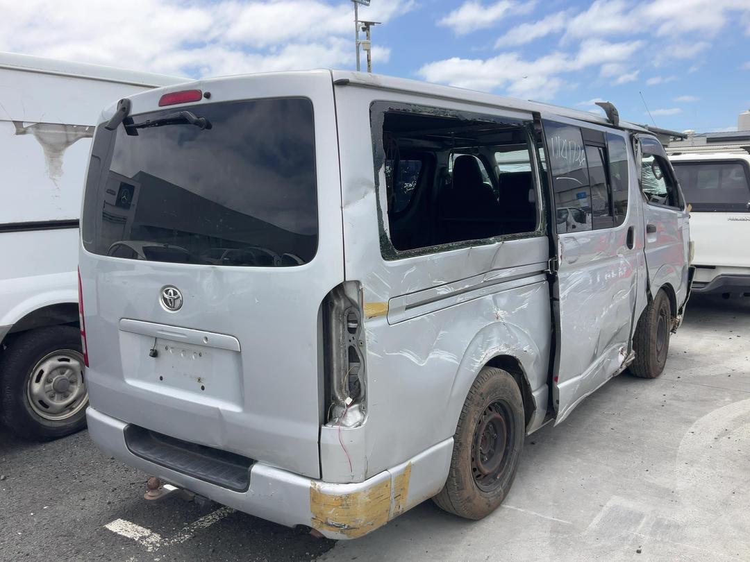Photo '6' of Toyota Hiace Regius  ACE