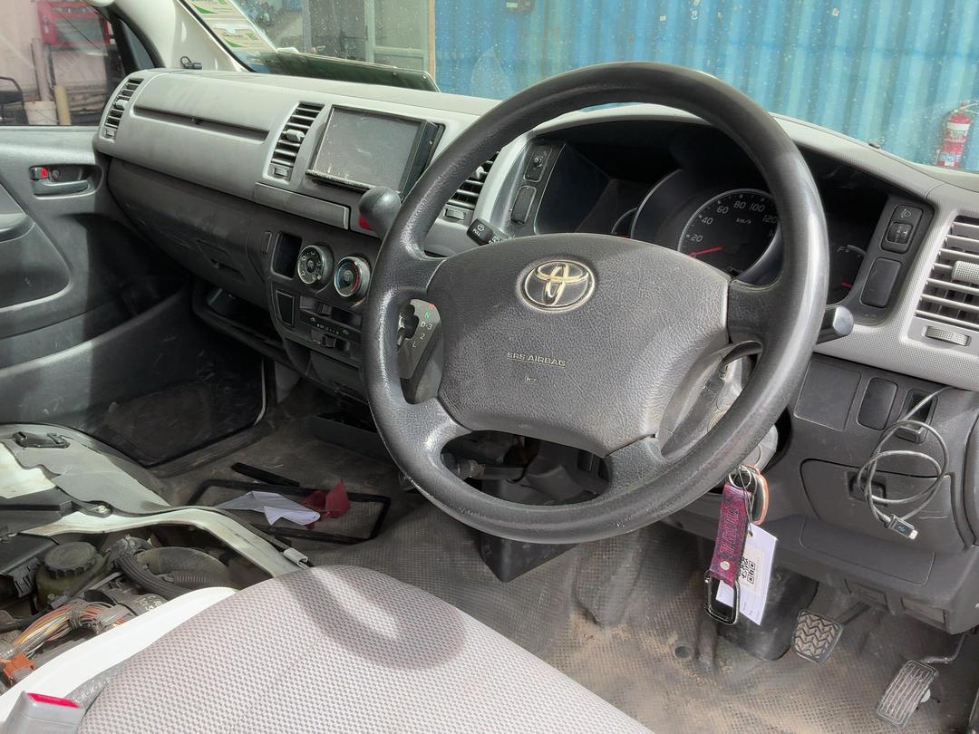 Photo '17' of Toyota Hiace Regius ACE Photo '17' of Toyota Hiace Regius ACE