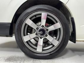 Photo '10' of Toyota Hiace