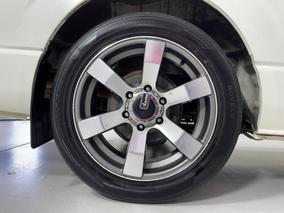 Photo '12' of Toyota Hiace