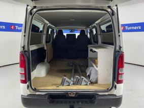 Photo '14' of Toyota Hiace