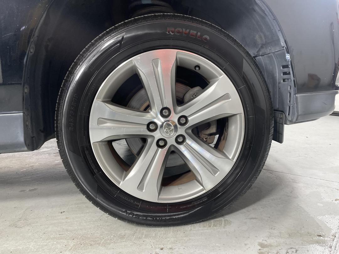 Photo '9' of Toyota Highlander