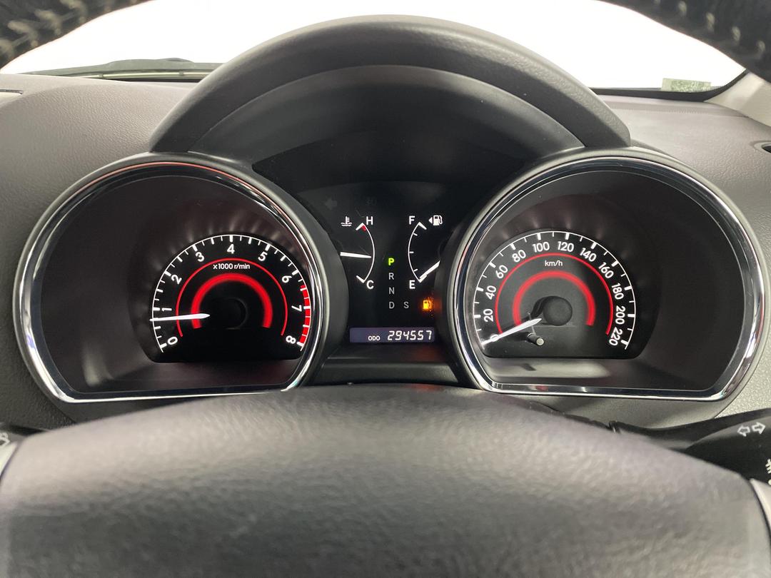 Photo '21' of Toyota Highlander