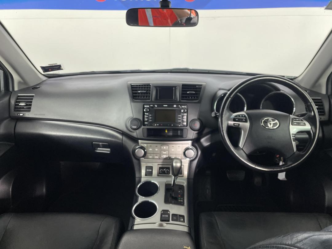 Photo '17' of Toyota Highlander