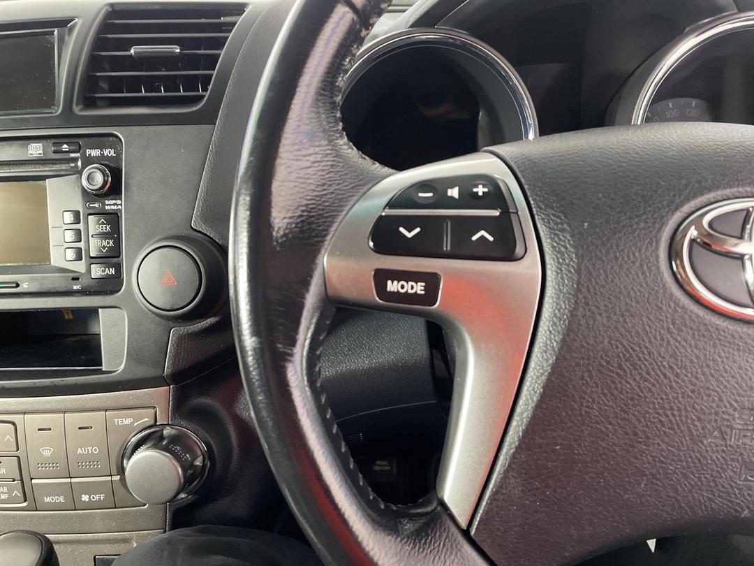 Photo '27' of Toyota Highlander