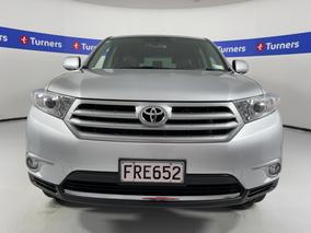 Photo '2' of Toyota Highlander