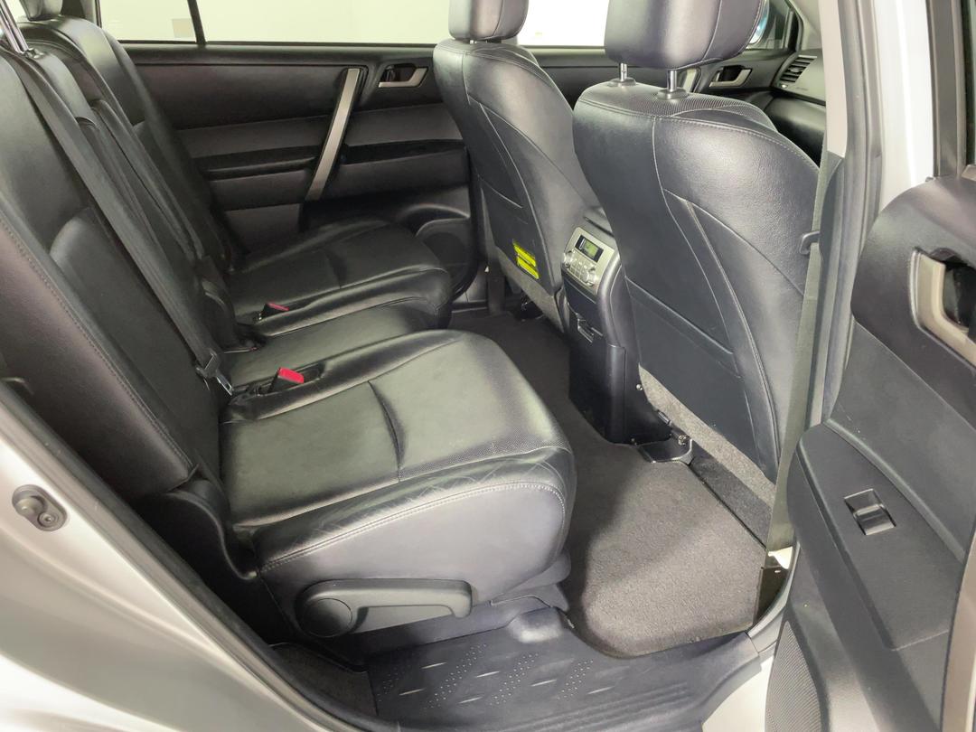 Photo '20' of Toyota Highlander
