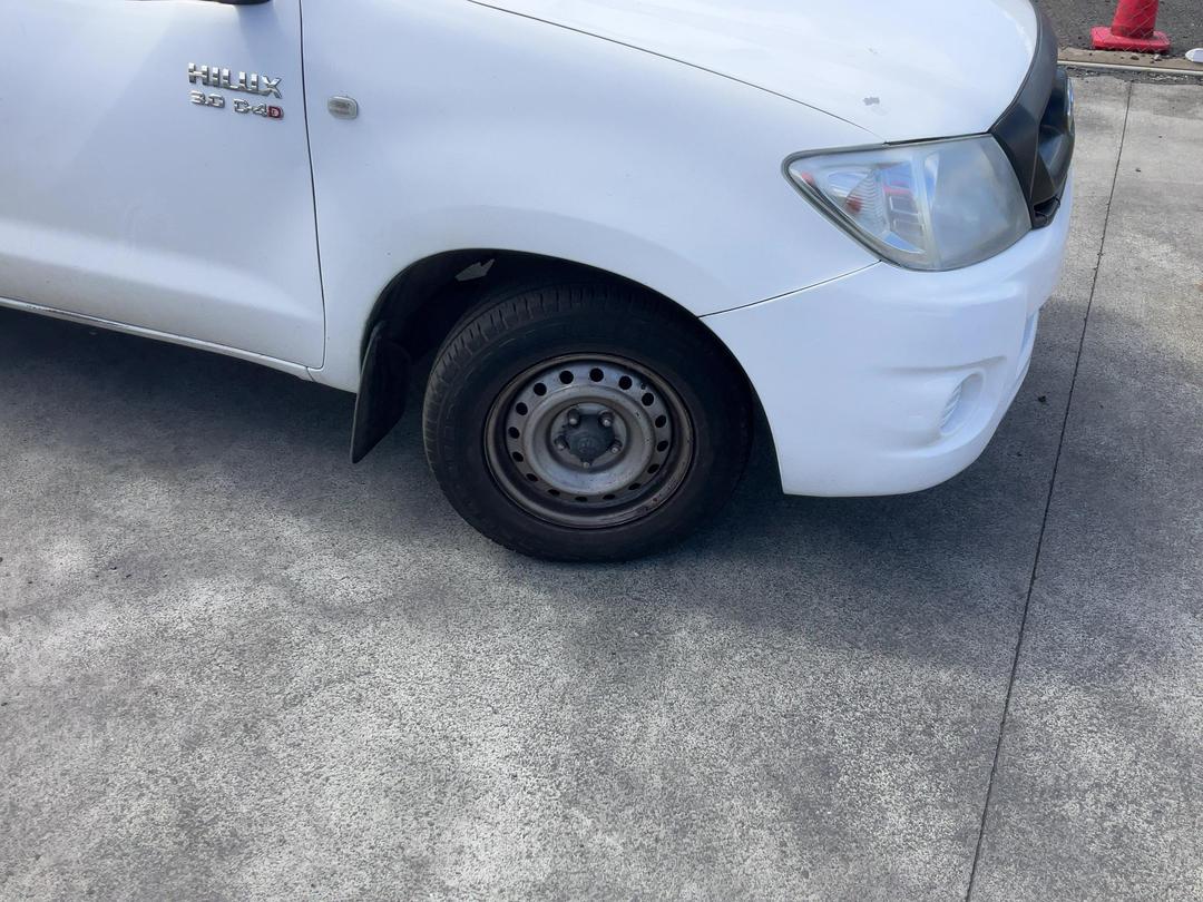 Photo '2' of Toyota Hilux TD DC Photo '2' of Toyota Hilux TD DC