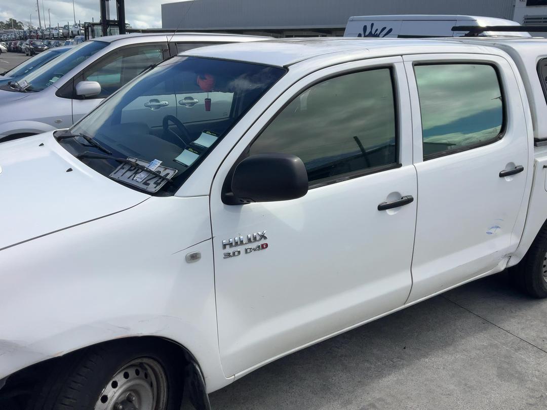 Photo '7' of Toyota Hilux TD DC Photo '7' of Toyota Hilux TD DC