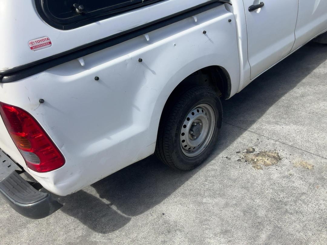 Photo '14' of Toyota Hilux TD DC Photo '14' of Toyota Hilux TD DC
