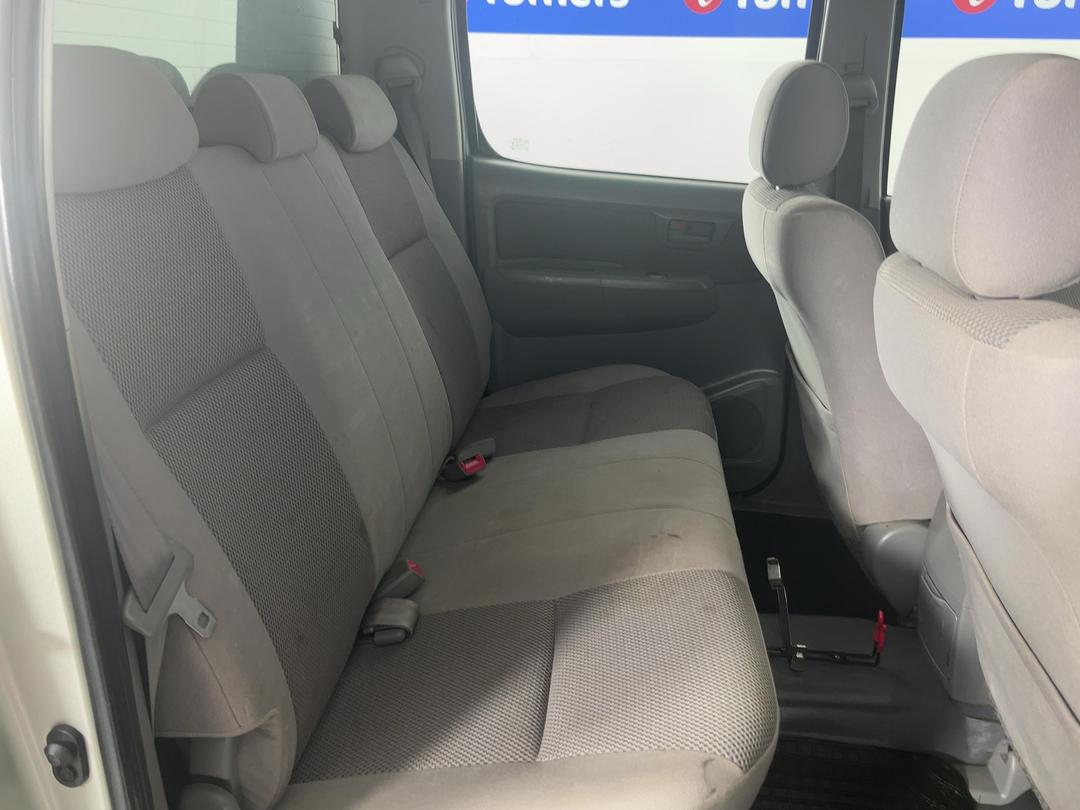 Photo '20' of Toyota Hilux