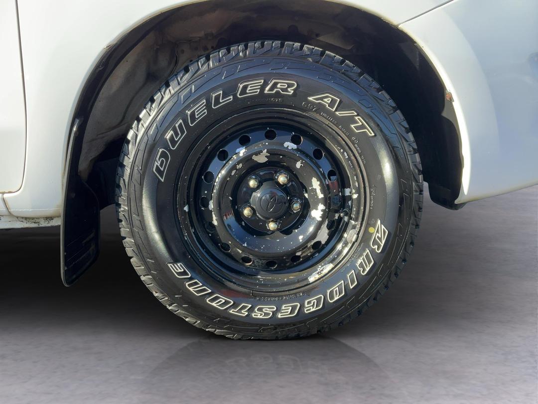 Photo '9' of Toyota Hilux