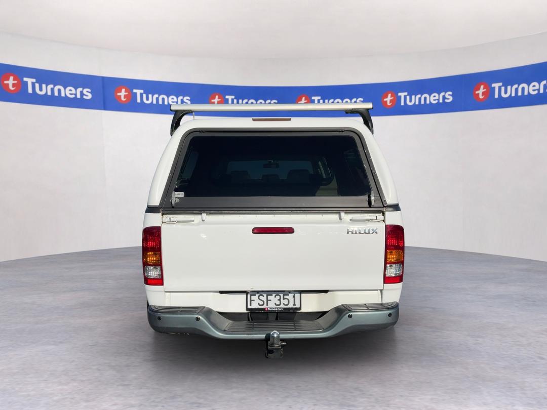 Photo '6' of Toyota Hilux