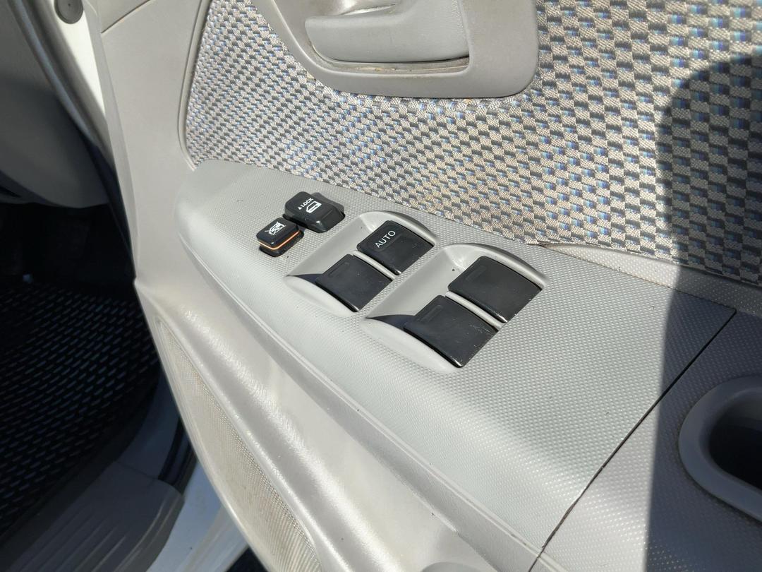 Photo '25' of Toyota Hilux