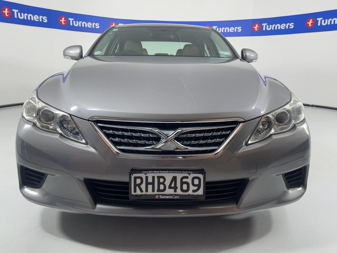 Photo '2' of Toyota Mark X