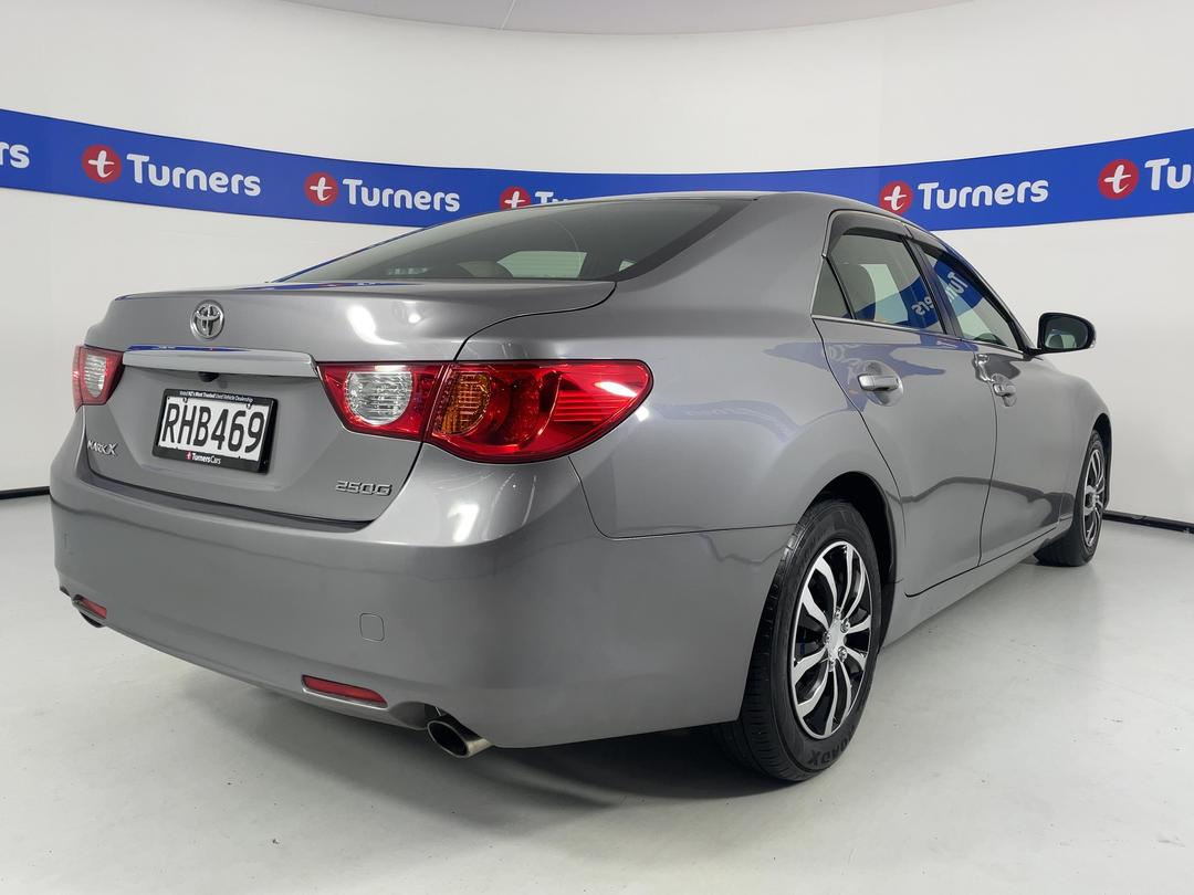 Photo '7' of Toyota Mark X