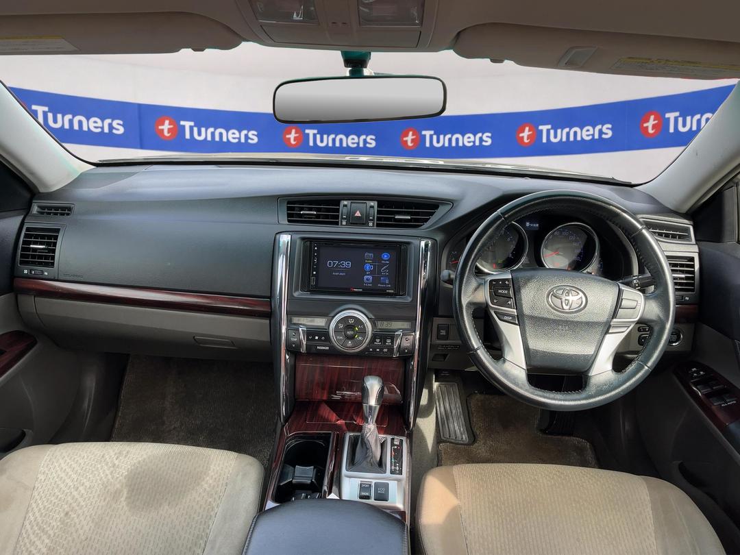 Photo '17' of Toyota Mark X