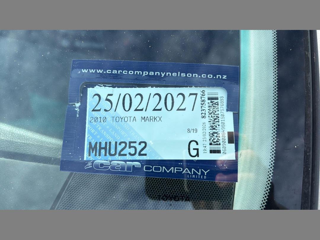 Photo '8' of Toyota Markx