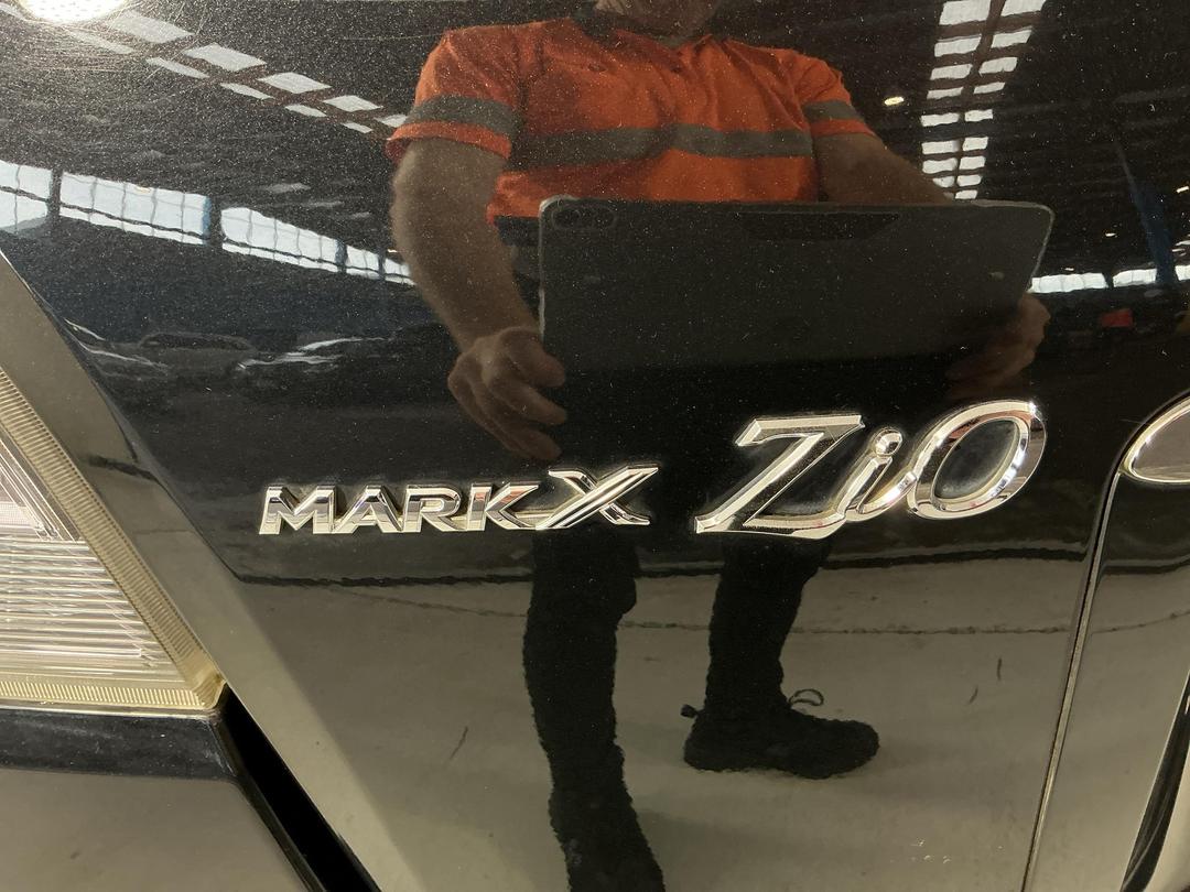 Photo '27' of Toyota Markx