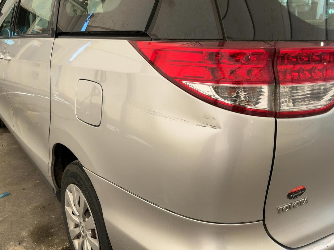 Photo '7' of Toyota Previa Photo '7' of Toyota Previa