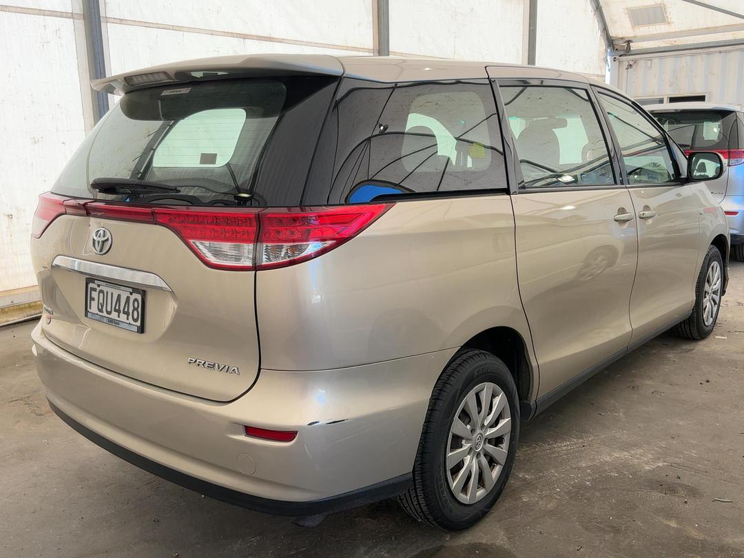 Photo '3' of Toyota Previa Photo '3' of Toyota Previa
