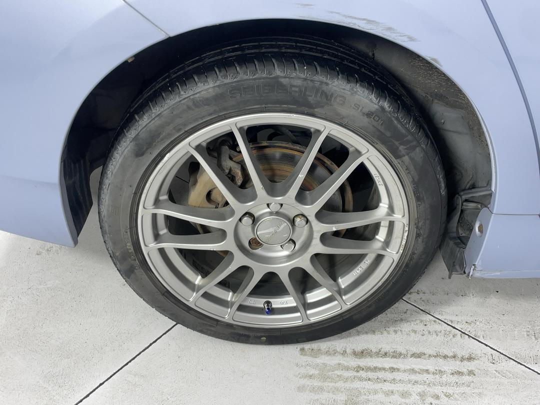 Photo '12' of Toyota Prius