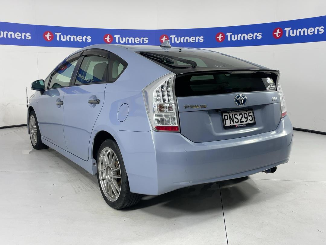 Photo '5' of Toyota Prius