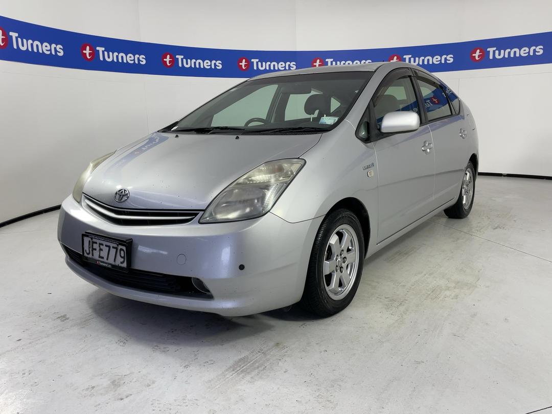 Photo '4' of Toyota Prius