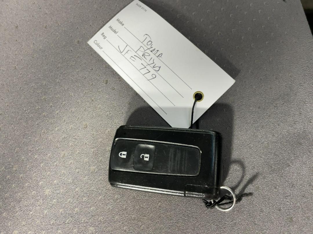 Photo '22' of Toyota Prius