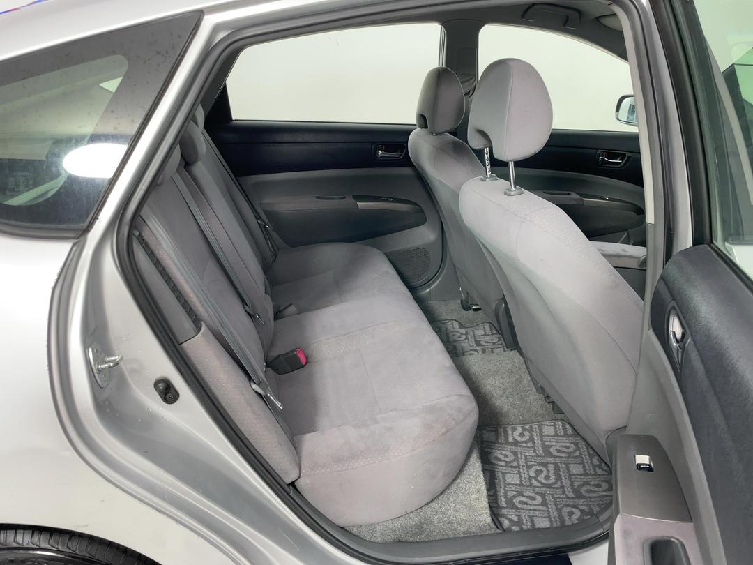 Photo '20' of Toyota Prius